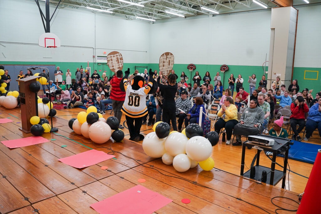 Sunrise School students, staff, and supporters