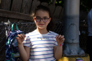 girl sharing her bracelet design
