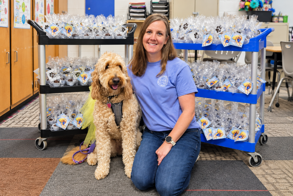 mon-valley-staff-dog teacher with support dog
