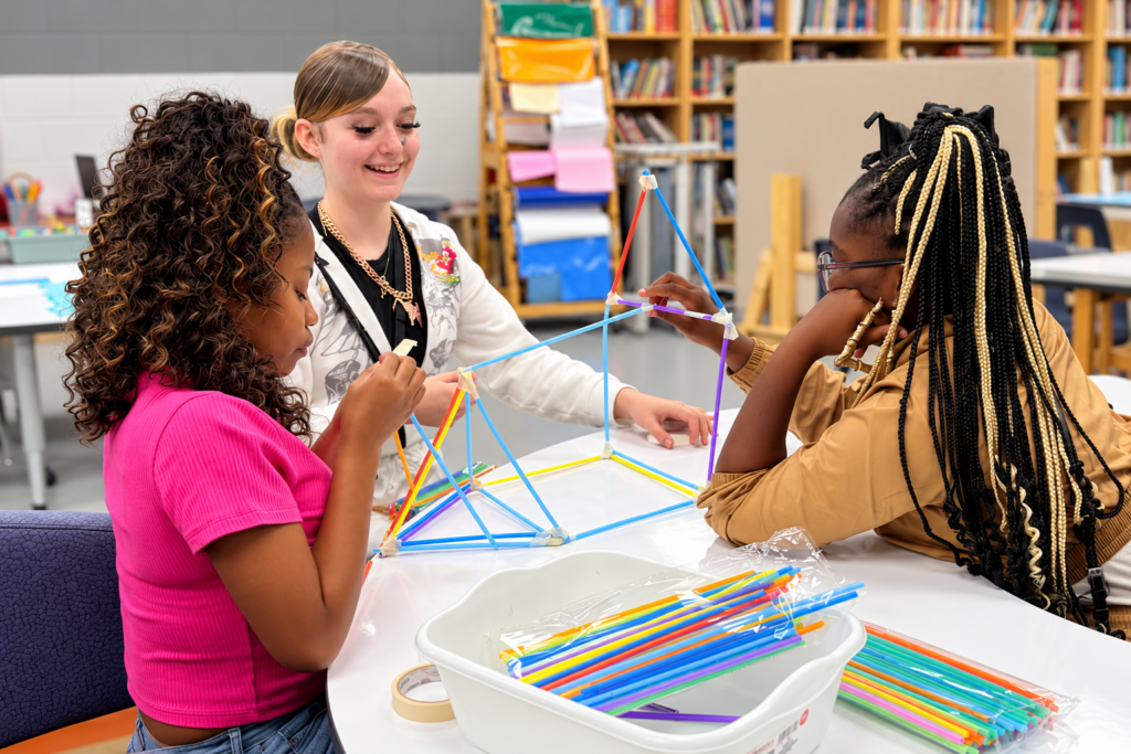 mon-valley-steam students make structure from straws
